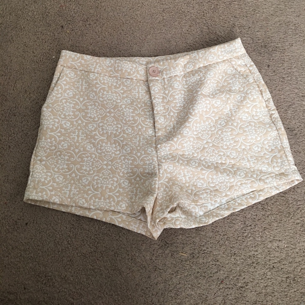 Patterned shorts